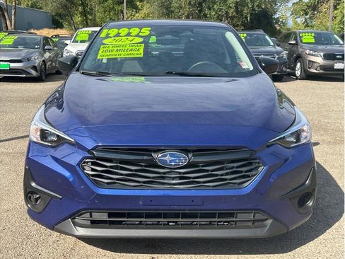 Used 2024 Subaru Impreza 2.0i image 2