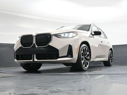 Used 2025 BMW X3 M50 w/ Premium Package image 40