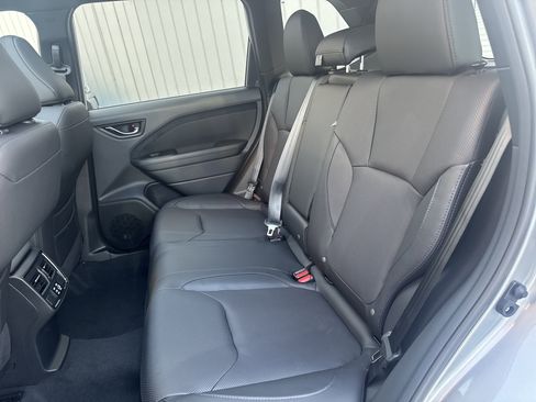 New 2025 Subaru Forester Limited image 30