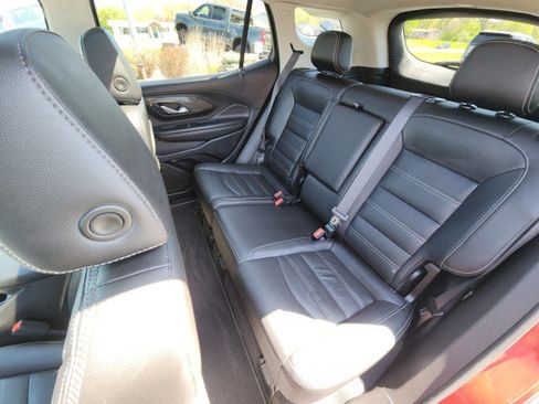Used 2023 GMC Terrain Denali image 22