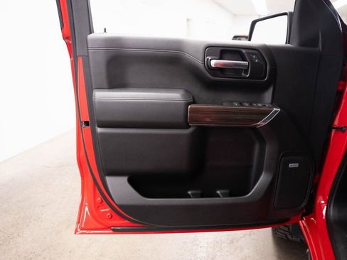 Used 2020 Chevrolet Silverado 1500 LT Trail Boss image 20