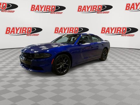 Used 2022 Dodge Charger SXT w/ Blacktop Package image 5