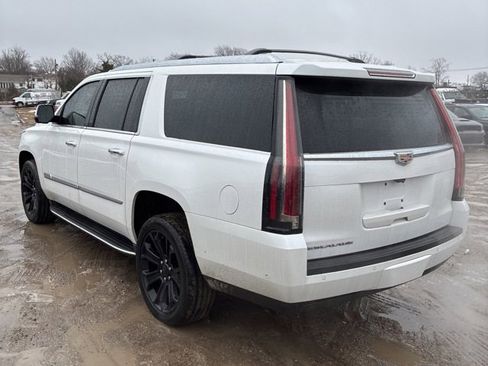Used 2020 Cadillac Escalade ESV Luxury image 6