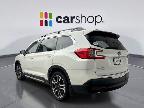 Used 2023 Subaru Ascent Limited w/ Technology Package AWD/4WD image 3
