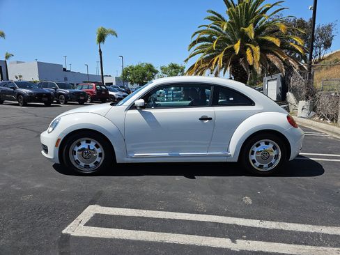 Used 2015 Volkswagen Beetle 1.8T FWD image 4