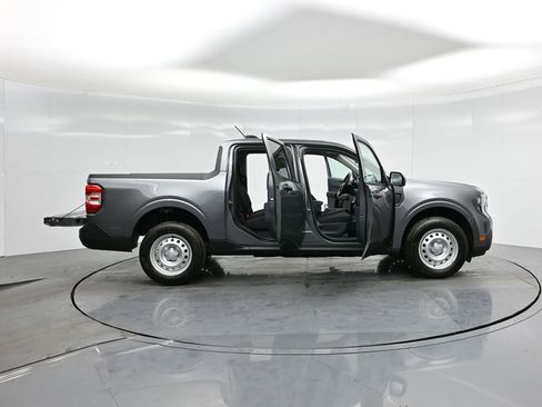 New 2025 Ford Maverick XL image 3