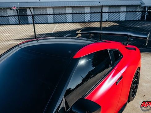 Used 2020 Nissan GT-R Premium w/ Premium Interior Package image 30