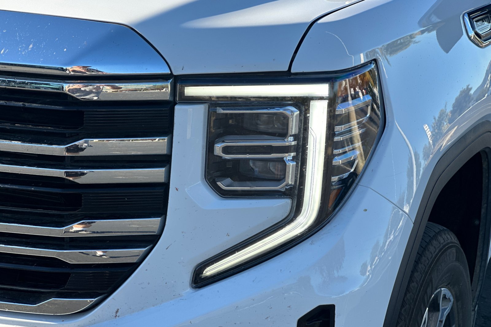 Used 2026 GMC Sierra 1500 SLT AWD/4WD image 49
