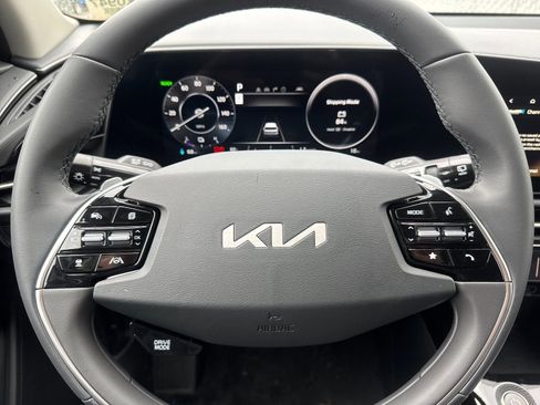 New 2026 Kia Niro Wind image 23
