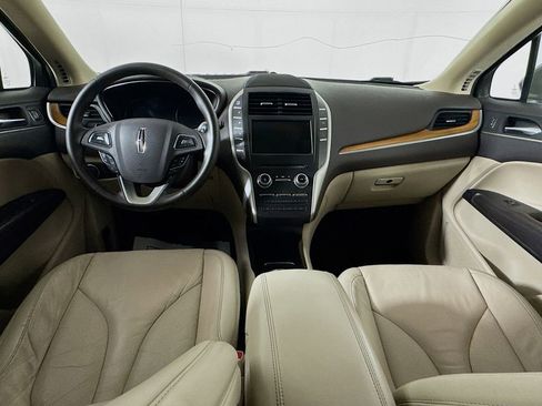 Used 2017 Lincoln MKC Select w/ Select Plus Package image 25