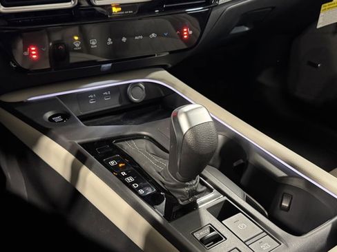 New 2026 Nissan Sentra SL w/ Floor Mat Package image 25