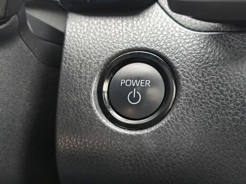 Used 2025 Toyota Camry XSE AWD/4WD image 30