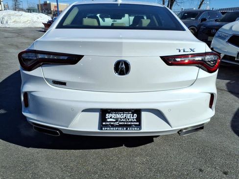 Certified 2025 Acura TLX w/ Technology Package image 5