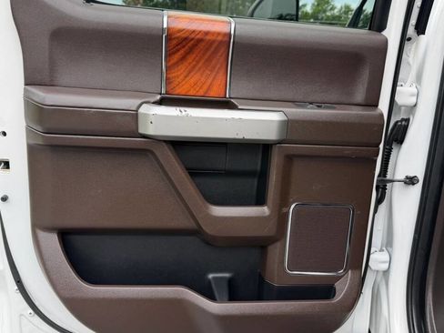 Used 2017 Ford F250 King Ranch w/ King Ranch Ultimate Package AWD/4WD image 19