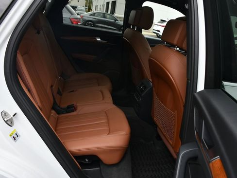 Certified 2023 Audi Q5 Premium w/ Premium Plus Package AWD/4WD image 30