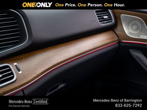 Certified 2024 Mercedes-Benz GLE 350 4MATIC w/ Winter Package image 29