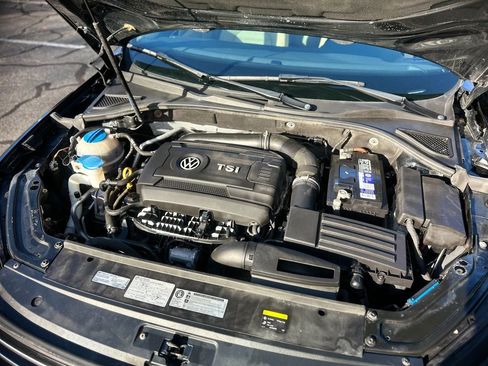 Used 2016 Volkswagen Passat 1.8T image 24