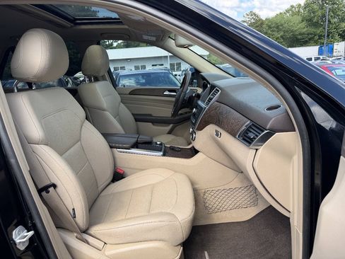 Used 2015 Mercedes-Benz ML 350 4MATIC image 14