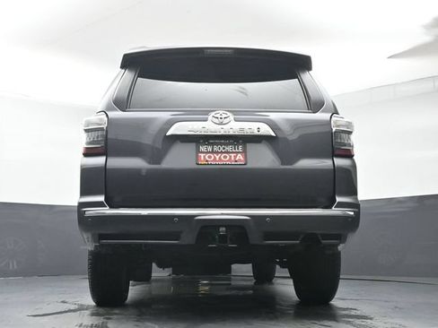 Used 2023 Toyota 4Runner Limited AWD/4WD image 41