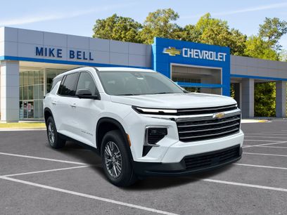 New 2025 Chevrolet Traverse LT w/ Enhanced Driving Package