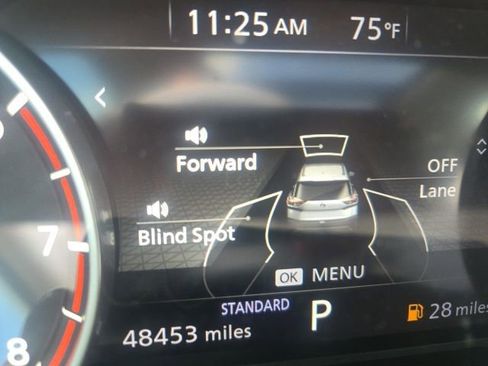 Used 2021 Nissan Rogue SV w/ Premium Package image 10