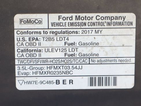 Used 2017 Ford F150 XLT w/ Equipment Group 302A Luxury AWD/4WD image 16