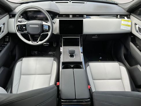 New 2026 Land Rover Range Rover Velar Dynamic SE AWD/4WD image 10