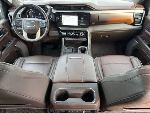 Used 2024 GMC Sierra 2500 Denali w/ Denali Reserve Package image 18