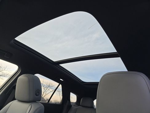 New 2026 Honda Prologue Touring image 3