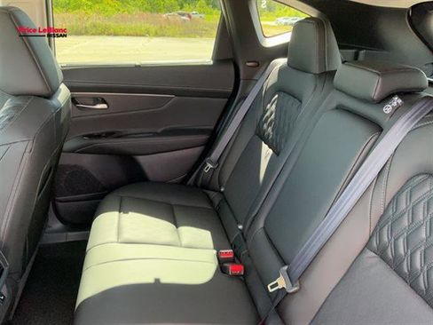 New 2026 Nissan Murano Platinum w/ Cargo Package AWD/4WD image 26