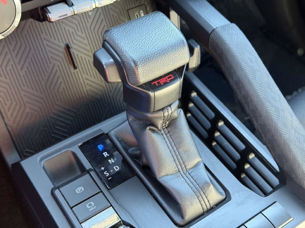 Used 2025 Toyota Tacoma TRD Off-Road AWD/4WD image 6