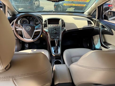 Used 2015 Buick Verano FWD image 11