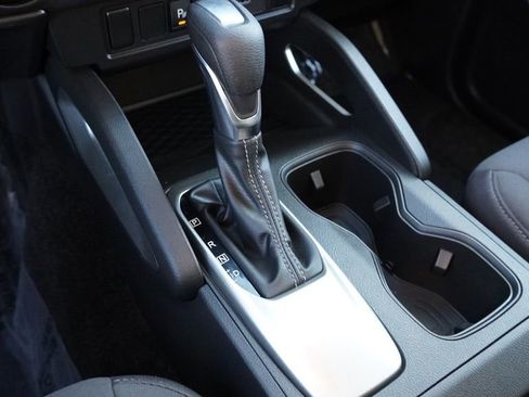 Used 2024 Nissan Frontier SV w/ Technology Package image 37