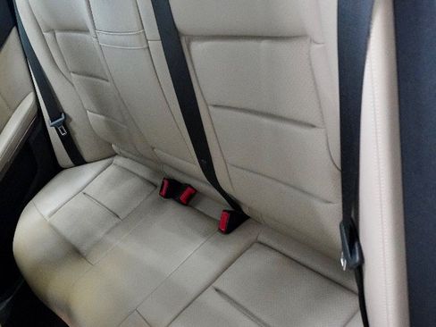 Used 2012 Mercedes-Benz E 350 4MATIC Sedan image 5