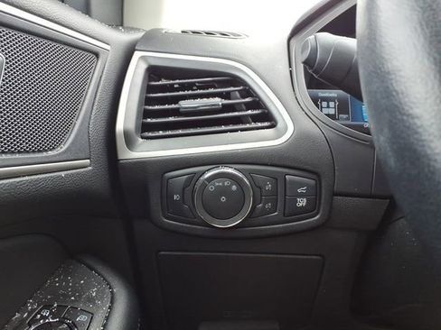 Certified 2022 Ford Edge SEL w/ Convenience Package image 15