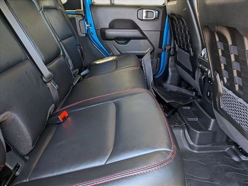 Used 2022 Jeep Wrangler Unlimited Rubicon w/ Cold Weather Group image 21