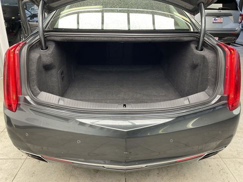 Used 2017 Cadillac XTS Luxury image 28