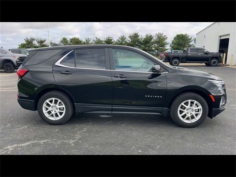Certified 2023 Chevrolet Equinox LT image 9