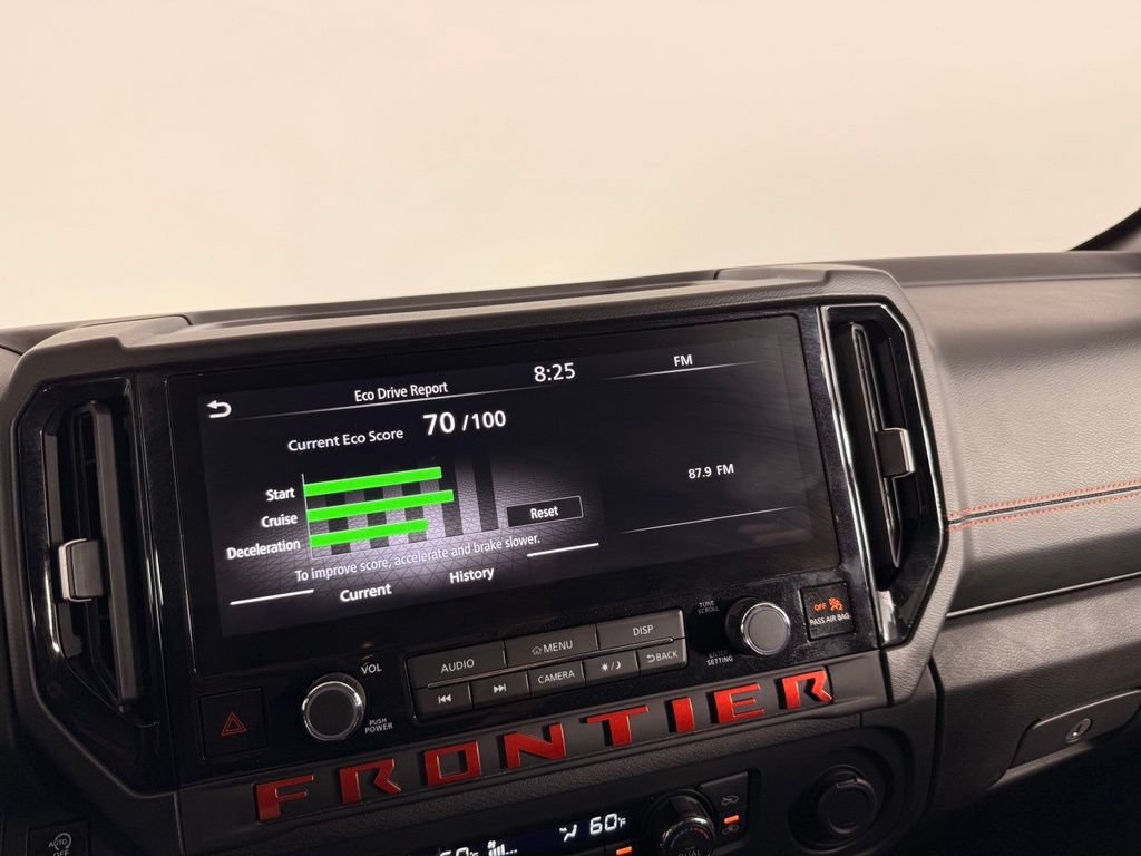 Used 2026 Nissan Frontier PRO-4X AWD/4WD image 8