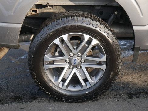 Used 2022 Ford F150 XL w/ STX Appearance Package image 12