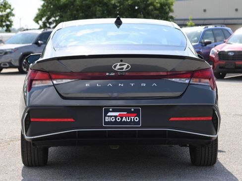 Used 2026 Hyundai Elantra Sport FWD image 10