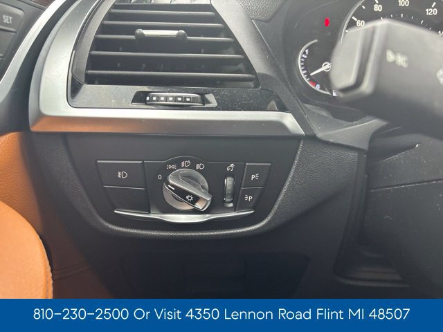 Used 2018 BMW X3 xDrive30i AWD/4WD image 19