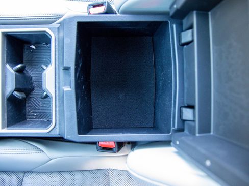 Used 2024 Toyota Tacoma Limited image 32