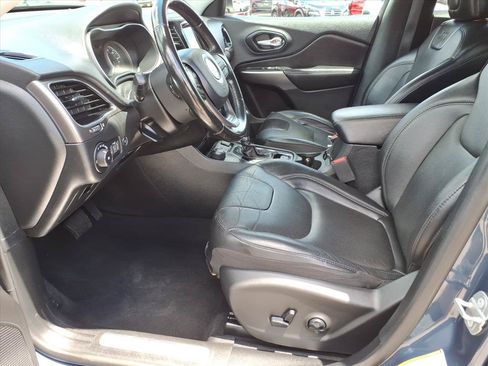 Used 2020 Jeep Cherokee Limited AWD/4WD image 13