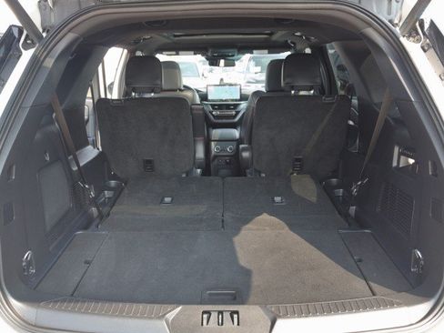 Used 2025 Ford Explorer ST AWD/4WD image 35