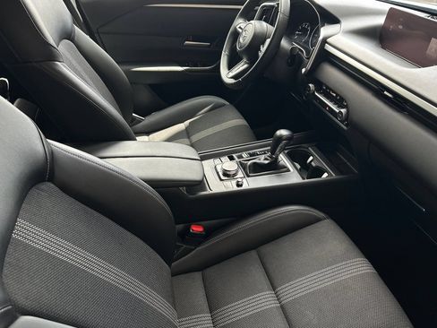 Used 2025 MAZDA CX-50 AWD 2.5 S w/ Preferred Package image 16