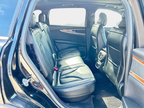 Used 2016 Lincoln MKX Reserve w/ Driver Assistance Package AWD/4WD image 13