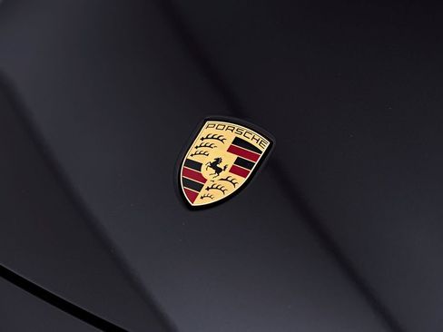 Used 2022 Porsche Taycan GTS AWD/4WD image 11