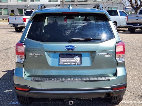 Used 2017 Subaru Forester 2.5i Premium image 9