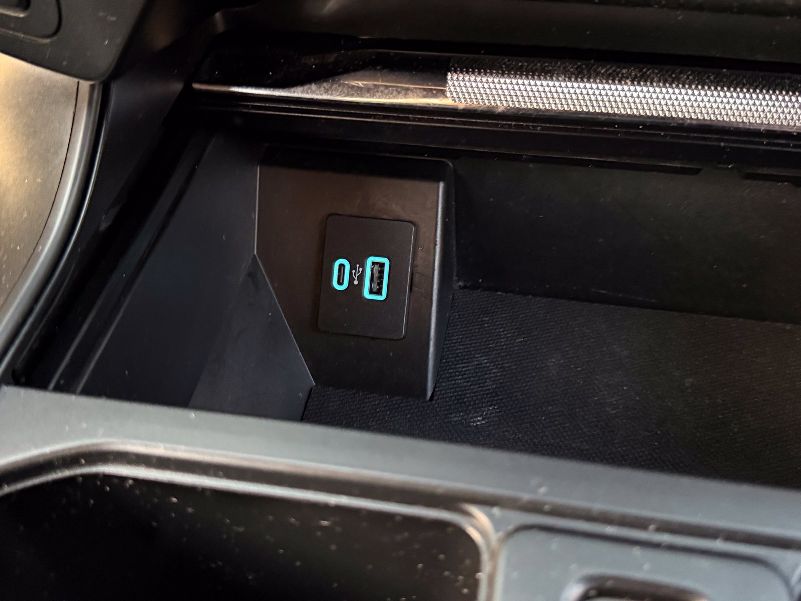 Used 2024 Ford F150 Lariat AWD/4WD image 29